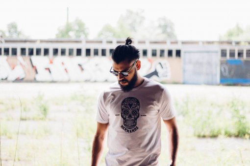 HF SKULL WHITE TEE